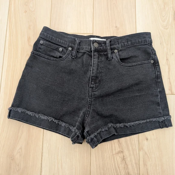 Madewell Women's High Rise Black Denim Shorts - Picture 1 of 11